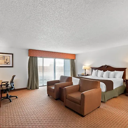 Best Western Chieftain Inn-3